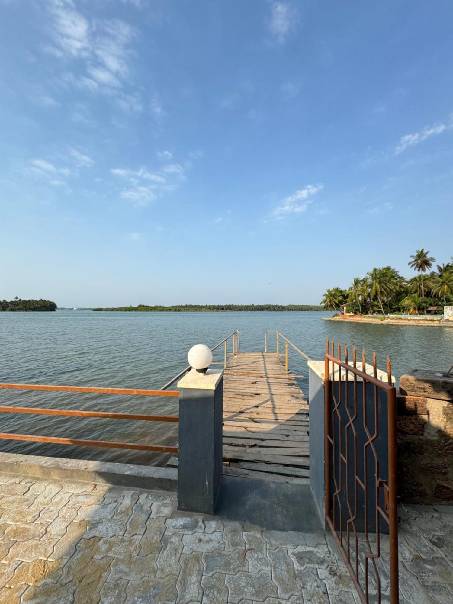 The Backwater Homestay Удупи Екстериор снимка