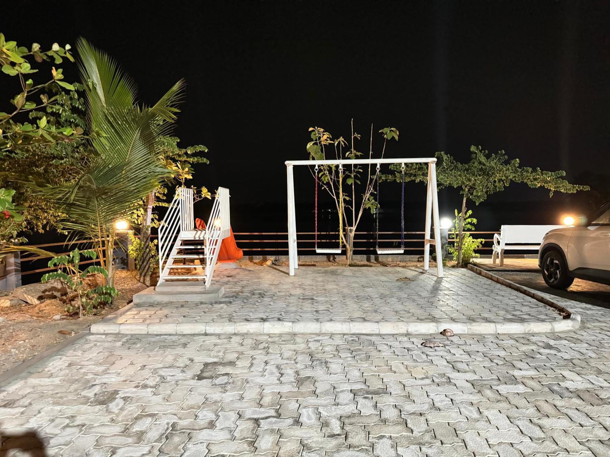 The Backwater Homestay Удупи Екстериор снимка